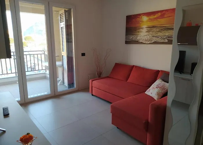 Giulia Sestri Levante