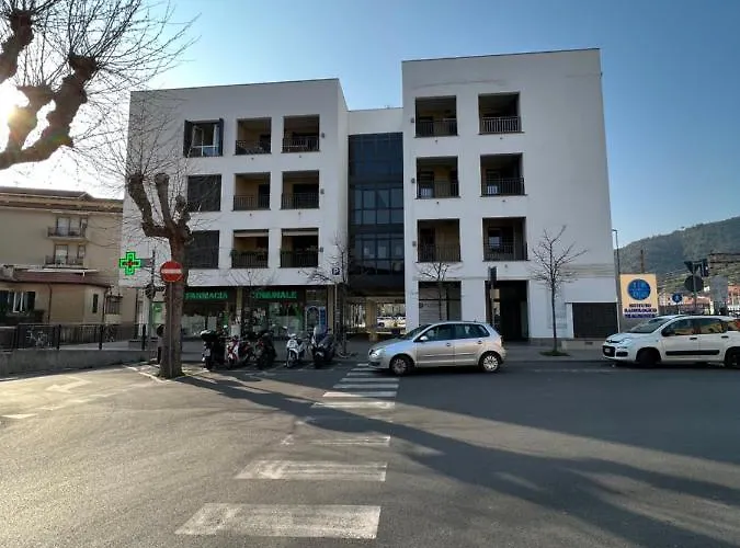 Giulia Sestri Levante